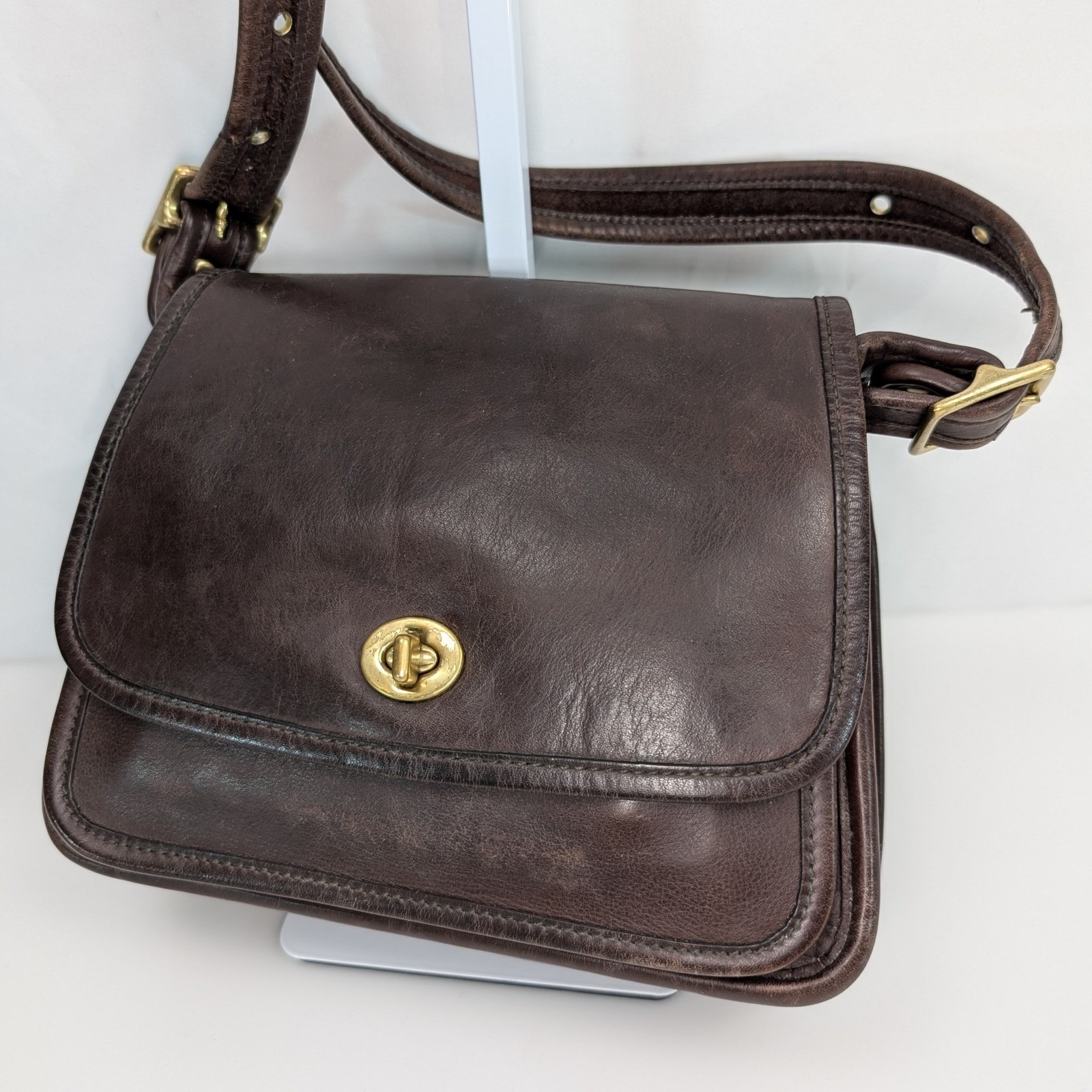 Vtg 90s Coach Legacy Rambler Leather Purse Chocolate Brown Turnlock Brass 9061